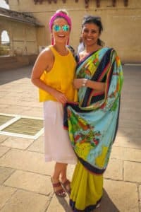 Lesley Murphy meets a nice Indian woman