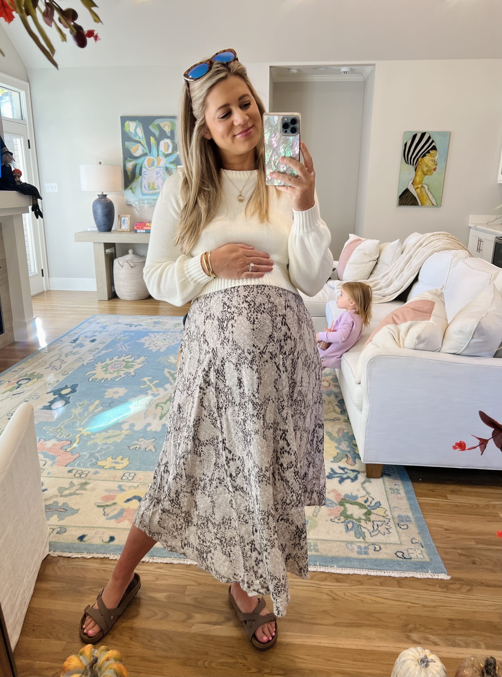 maternity dress | Comfy Outfit Ideas During Postpartum